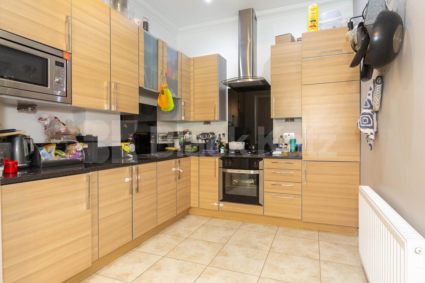 Luxury 2 bed with home office split over 2 floors with garden in a period house  Morton Road, De Beauvoir Town